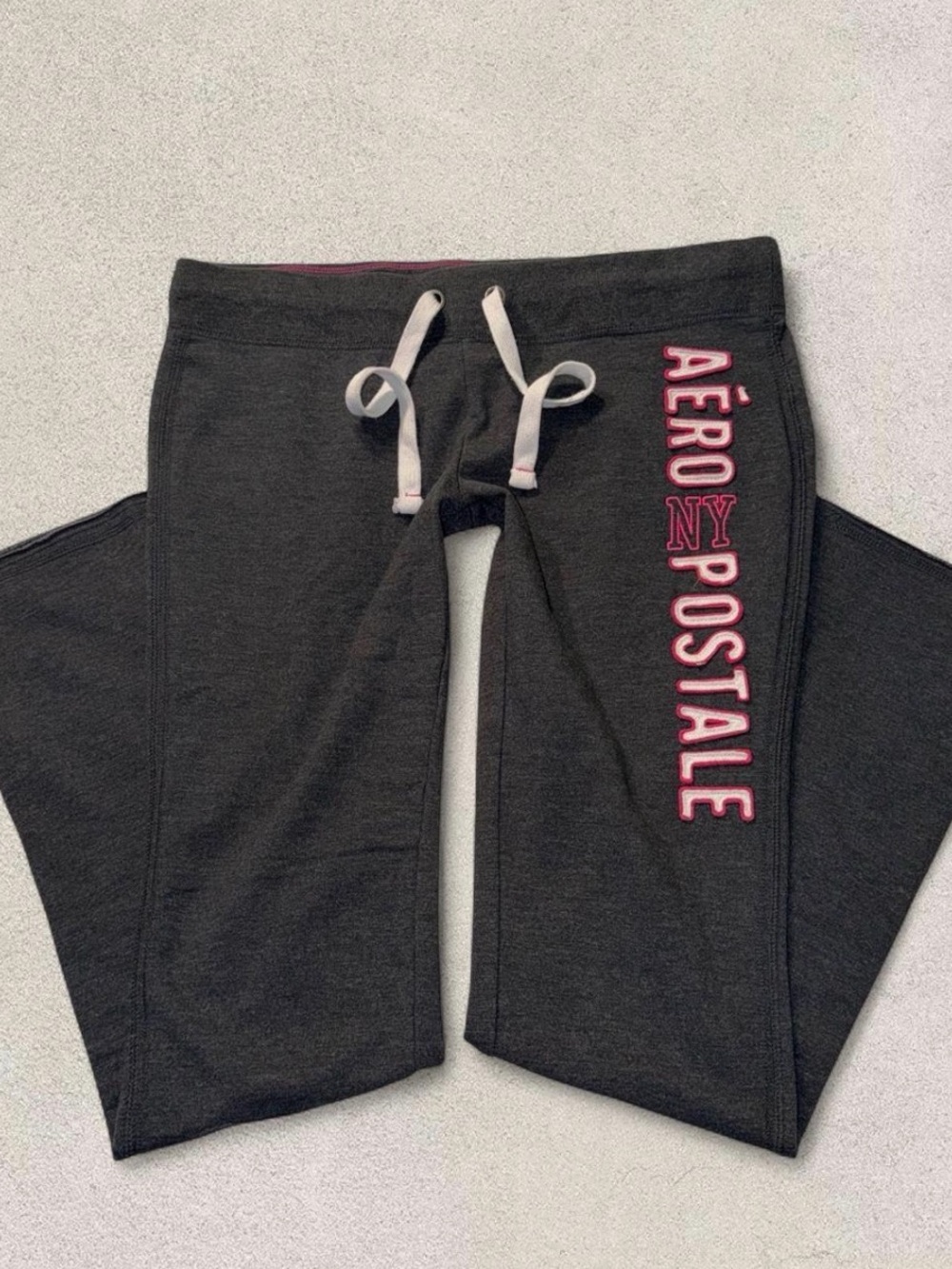 Y2K Low Rise Aéropostale Gray Drawstring Straight Leg Sweatpants Women’s L
